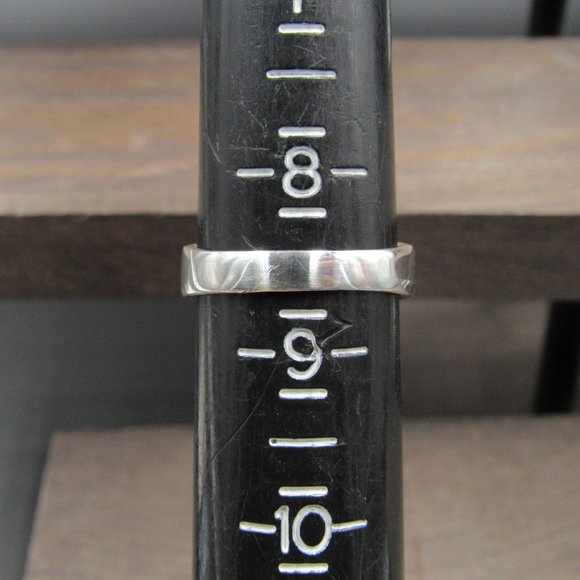 Size 8.5 Sterling Purple Oval CZ & Marcasite Ring - Picture 6 of 8